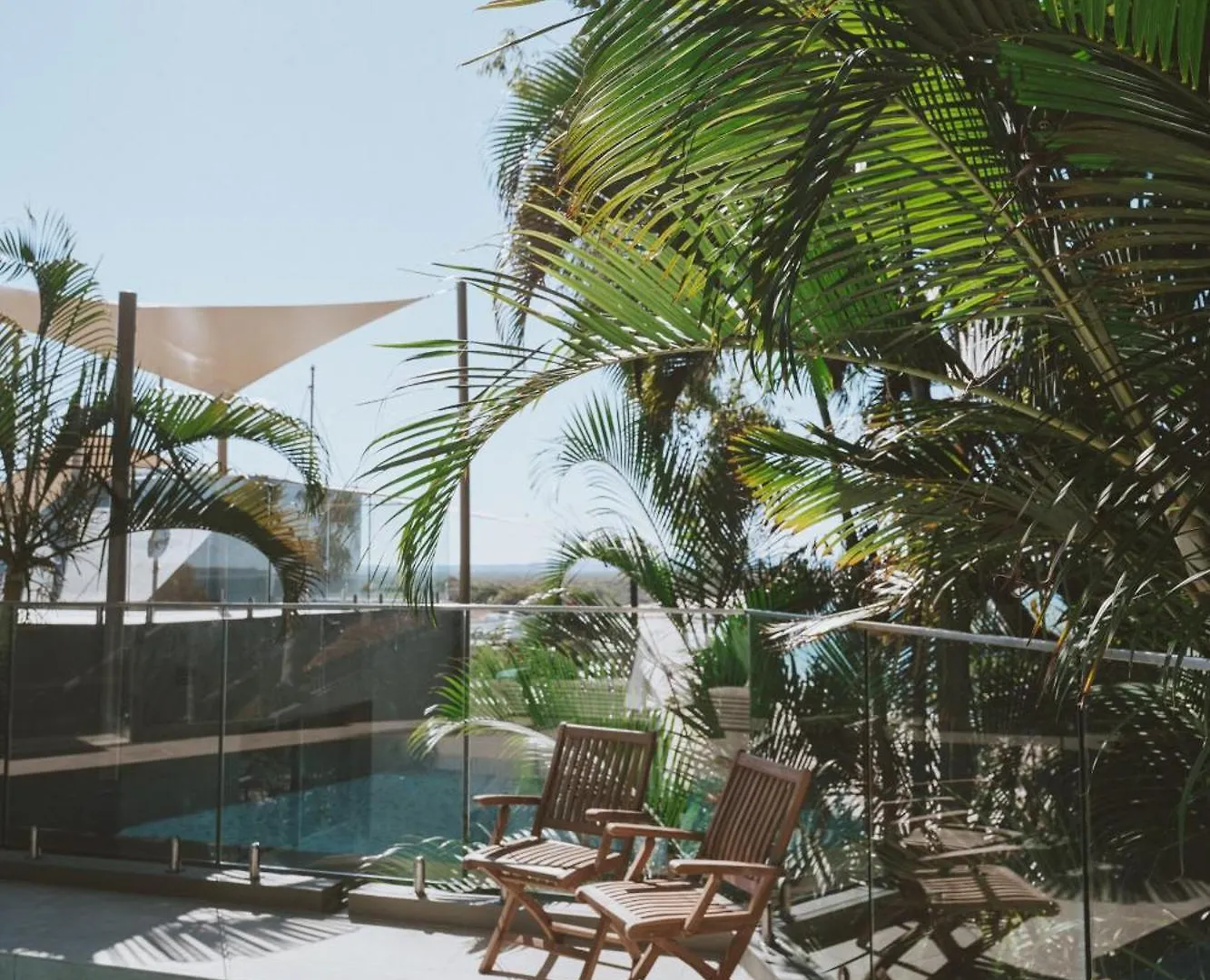 דירות נוסה Hastings Park: Elegant Oasis